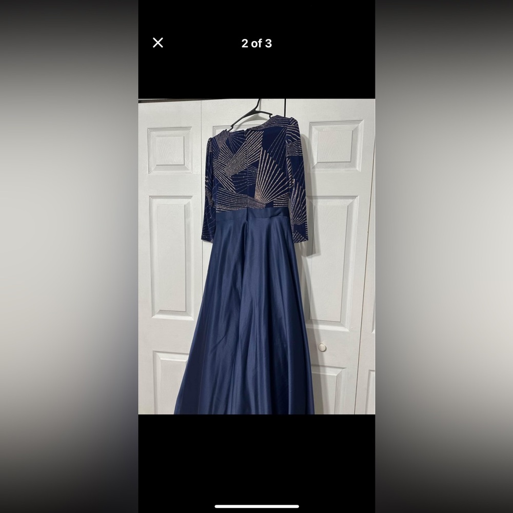 Chic Navy Long Sleeve Dress with Geometric Design